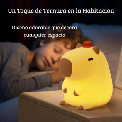 Veladora Capibara multicolor de goma recargable - 12 x 9 cm