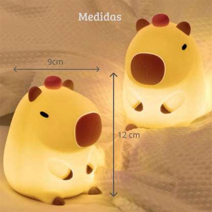 Veladora Capibara multicolor de goma recargable - 12 x 9 cm