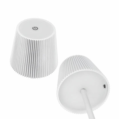 Lámpara Recargable LED – Altura Ajustable y Resistente al Agua