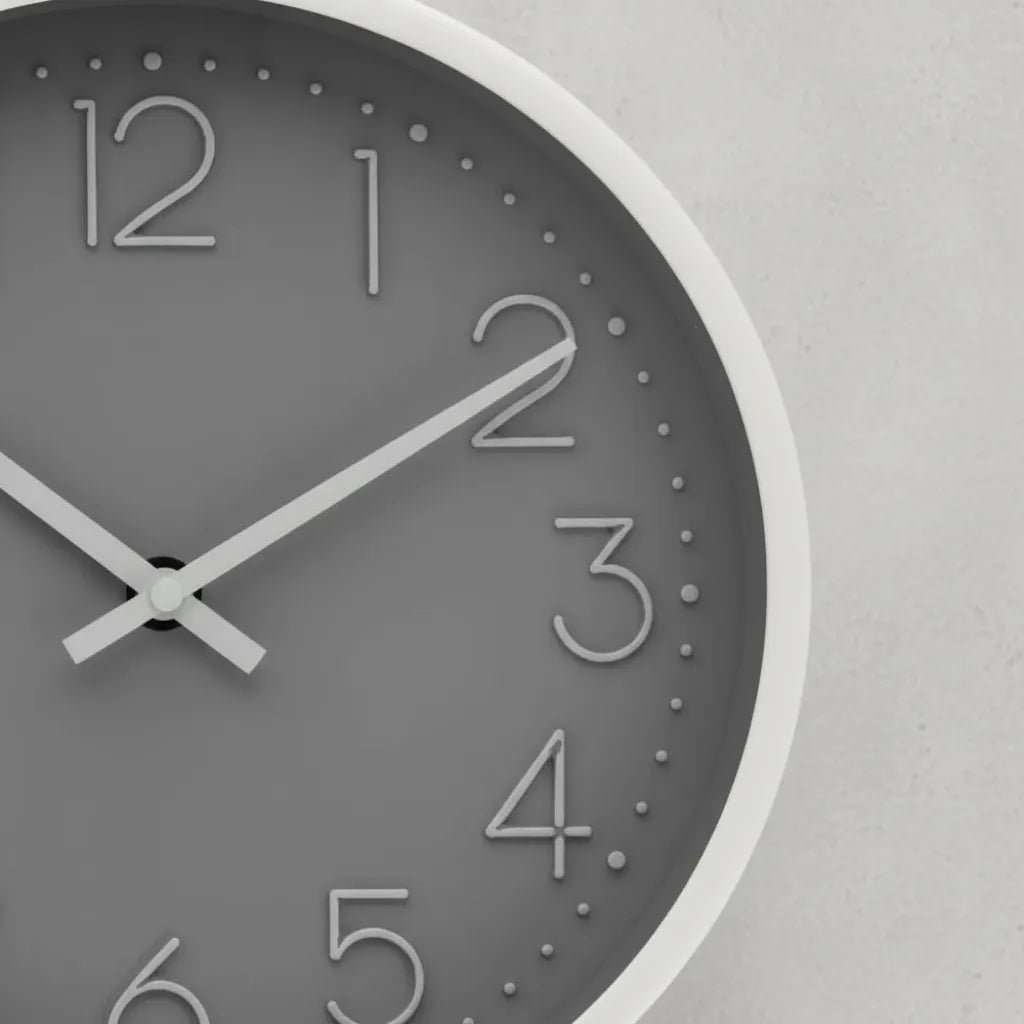 Reloj De Pared Moderno Negro Con Números Gris